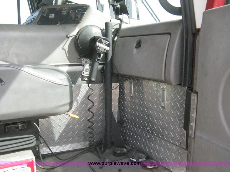 image for item H5458 1998 Spartan Gladiator fire truck