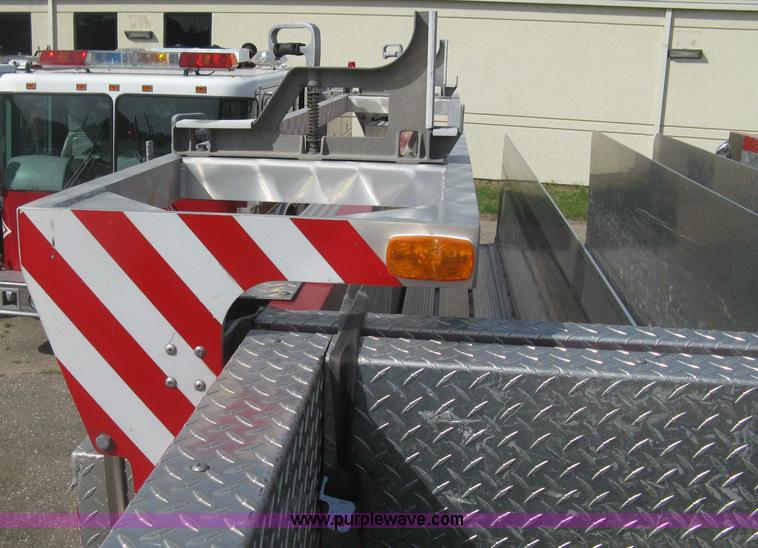 image for item H5458 1998 Spartan Gladiator fire truck