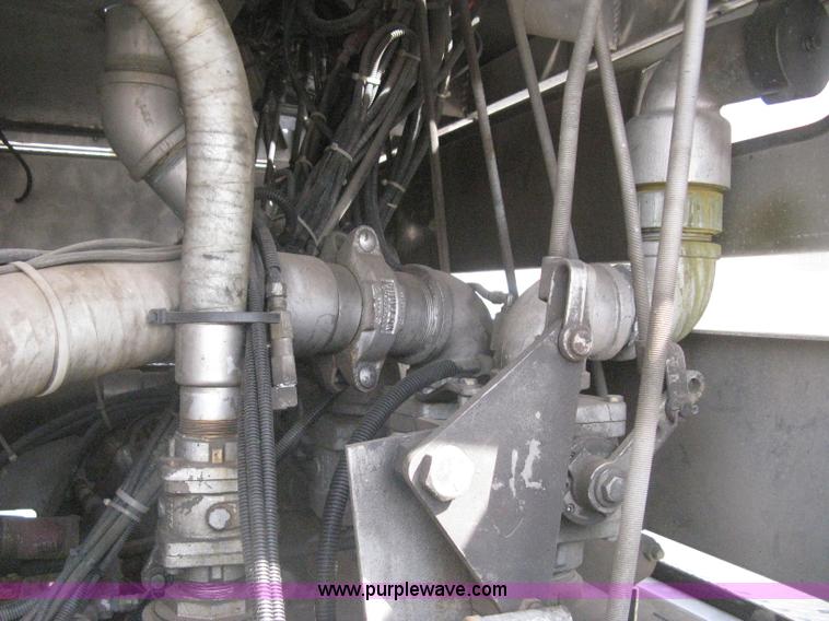 image for item H5458 1998 Spartan Gladiator fire truck