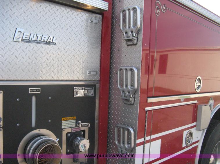 image for item H5458 1998 Spartan Gladiator fire truck