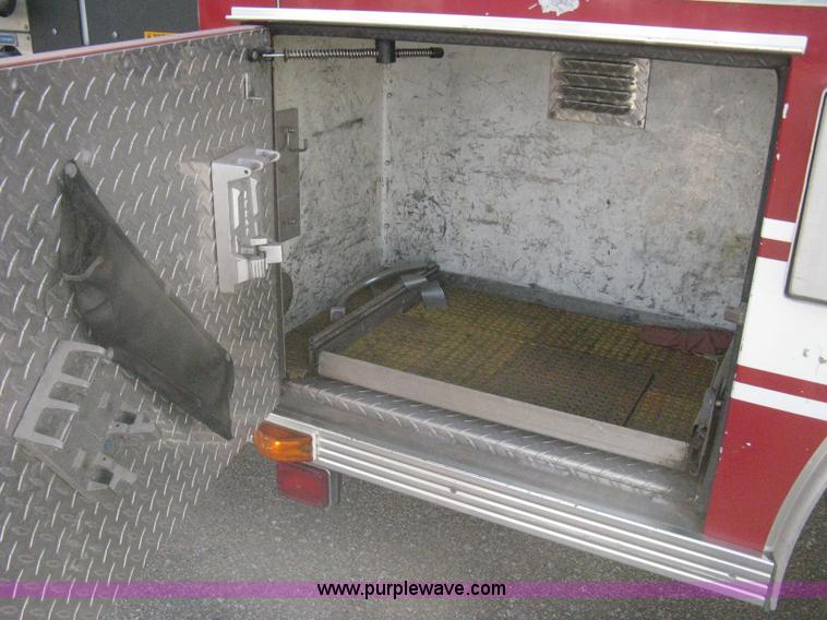 image for item H5458 1998 Spartan Gladiator fire truck