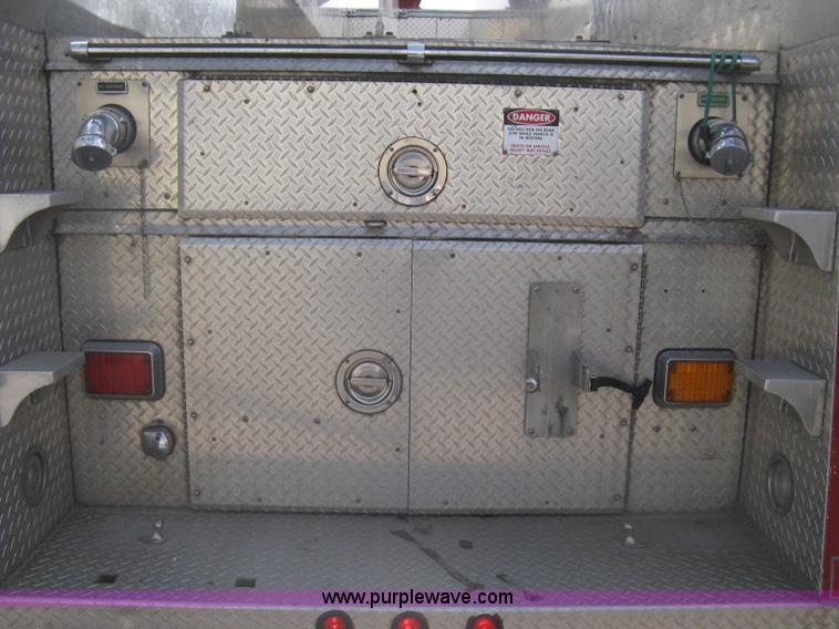 image for item H5458 1998 Spartan Gladiator fire truck