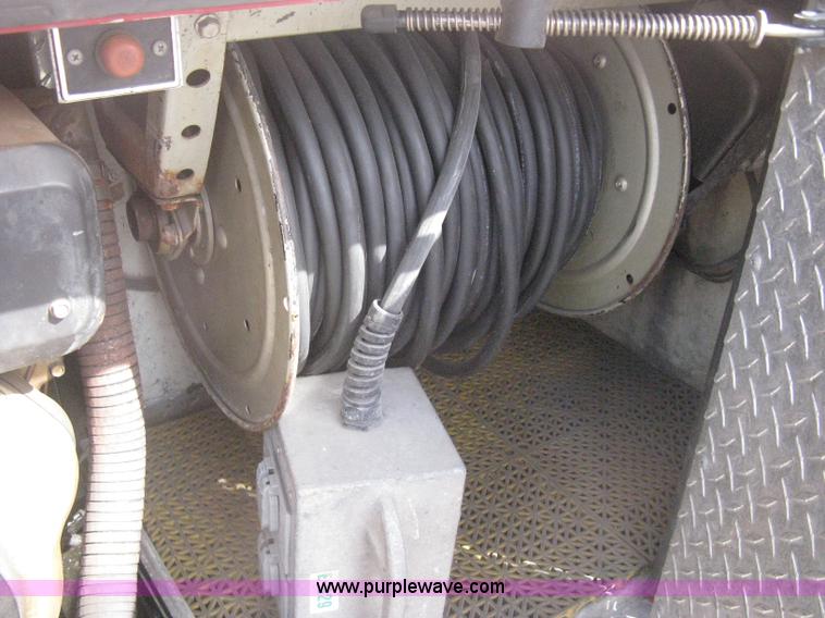 image for item H5458 1998 Spartan Gladiator fire truck