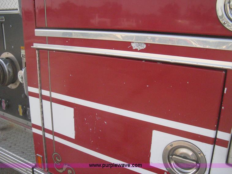 image for item H5458 1998 Spartan Gladiator fire truck