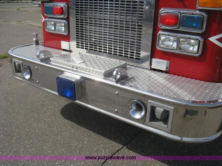 image for item H5458 1998 Spartan Gladiator fire truck