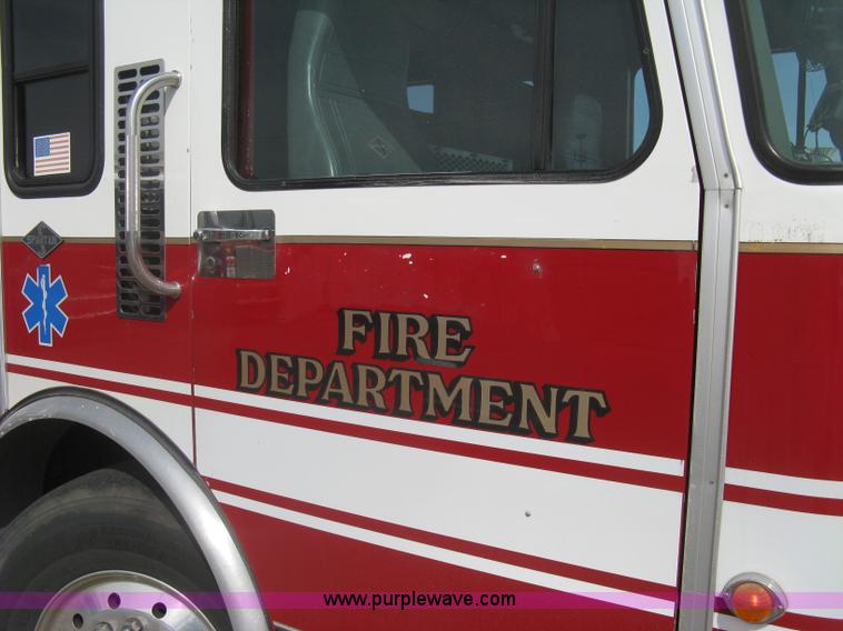 image for item H5458 1998 Spartan Gladiator fire truck