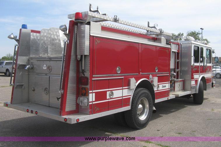 image for item H5459 1995 Spartan Gladiator fire truck