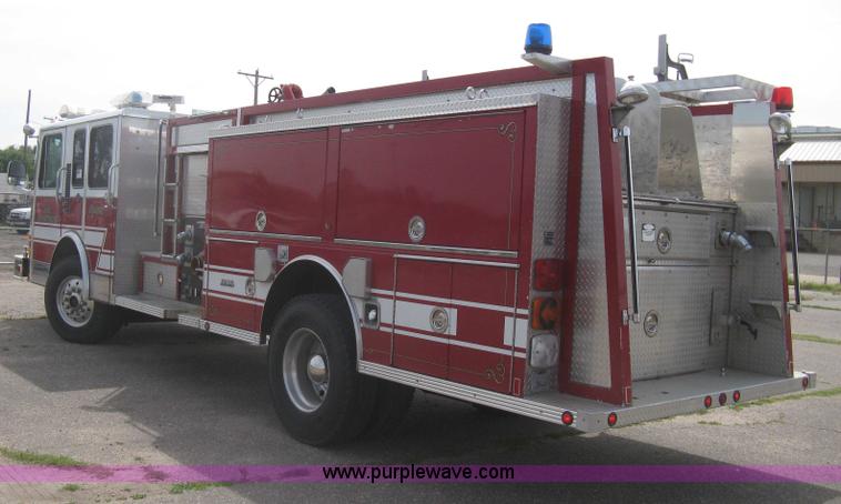 image for item H5459 1995 Spartan Gladiator fire truck
