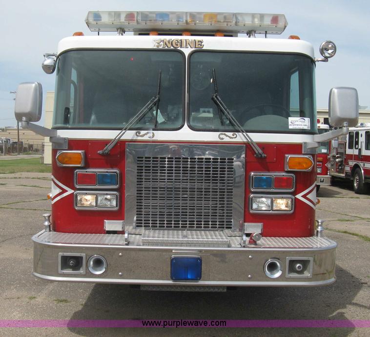 image for item H5459 1995 Spartan Gladiator fire truck