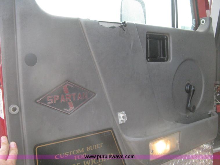 image for item H5459 1995 Spartan Gladiator fire truck