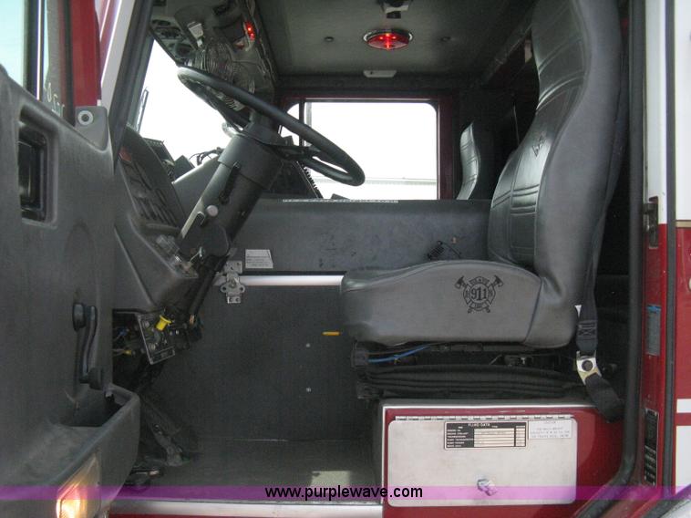 image for item H5459 1995 Spartan Gladiator fire truck