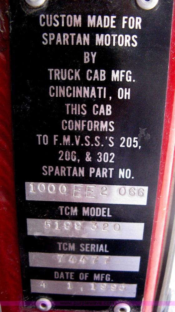 image for item H5459 1995 Spartan Gladiator fire truck