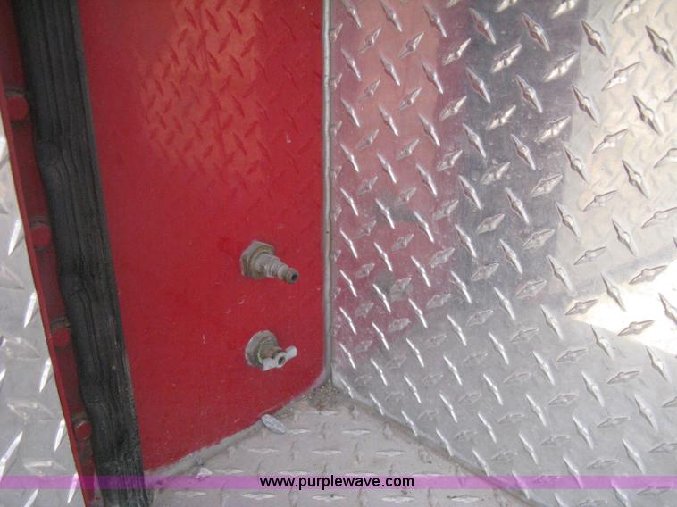 image for item H5459 1995 Spartan Gladiator fire truck