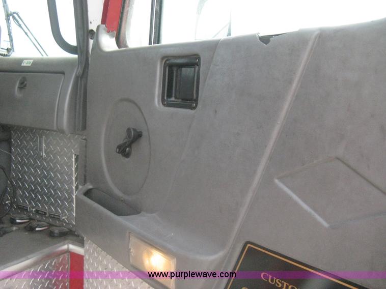 image for item H5459 1995 Spartan Gladiator fire truck