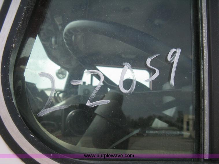 image for item H5459 1995 Spartan Gladiator fire truck