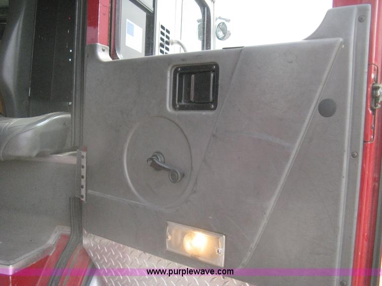 image for item H5459 1995 Spartan Gladiator fire truck