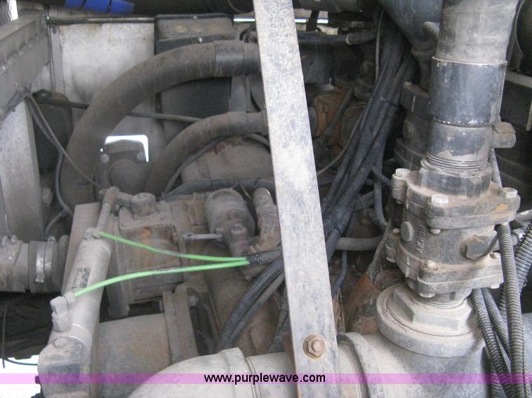 image for item H5459 1995 Spartan Gladiator fire truck