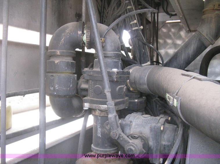 image for item H5459 1995 Spartan Gladiator fire truck