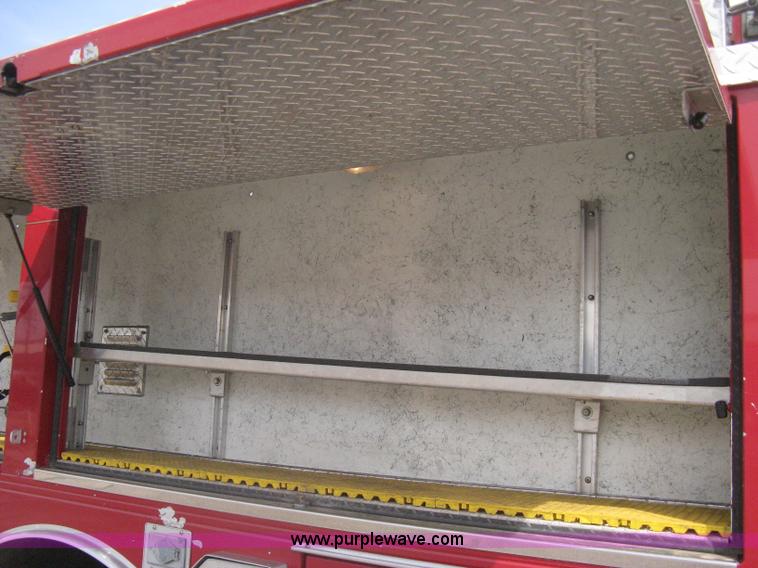 image for item H5459 1995 Spartan Gladiator fire truck