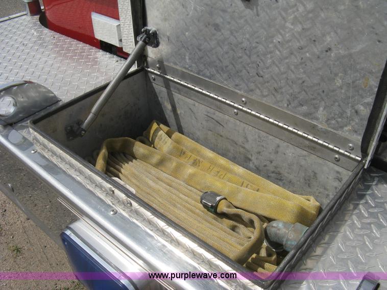 image for item H5459 1995 Spartan Gladiator fire truck