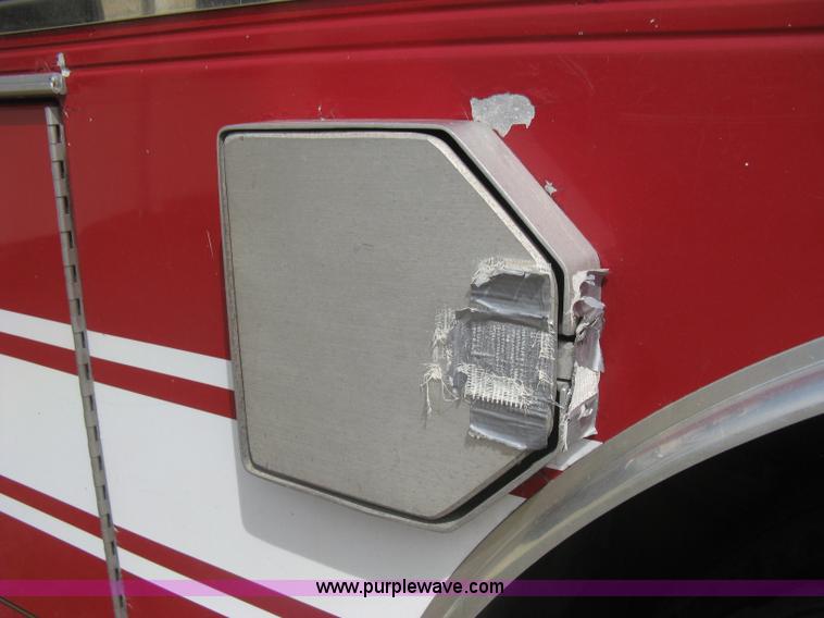 image for item H5459 1995 Spartan Gladiator fire truck