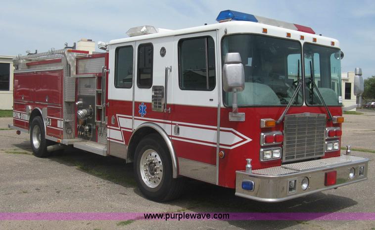 image for item H5460 2000 HME 1871 fire truck