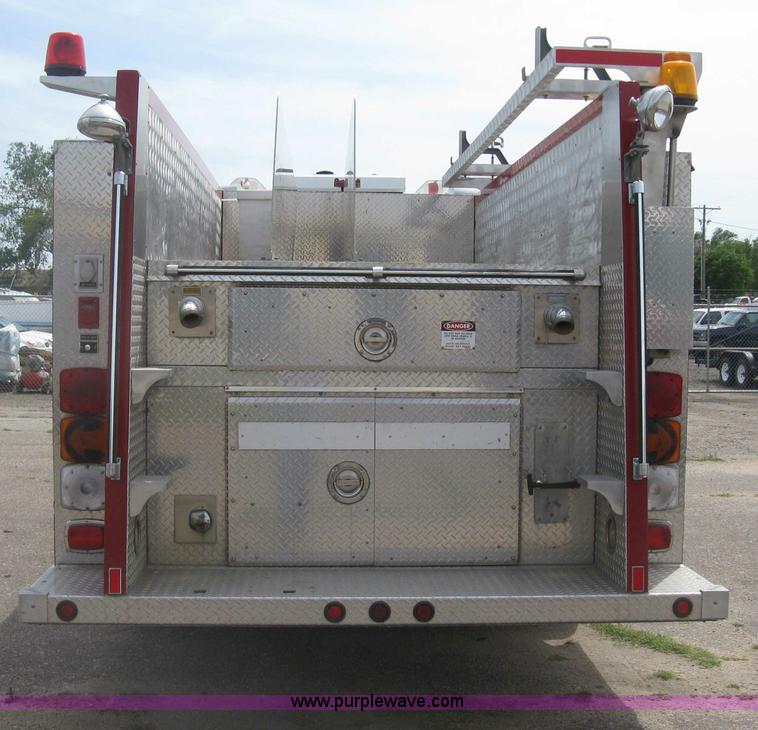 image for item H5460 2000 HME 1871 fire truck