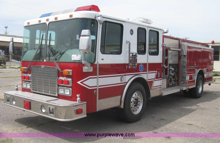 image for item H5460 2000 HME 1871 fire truck