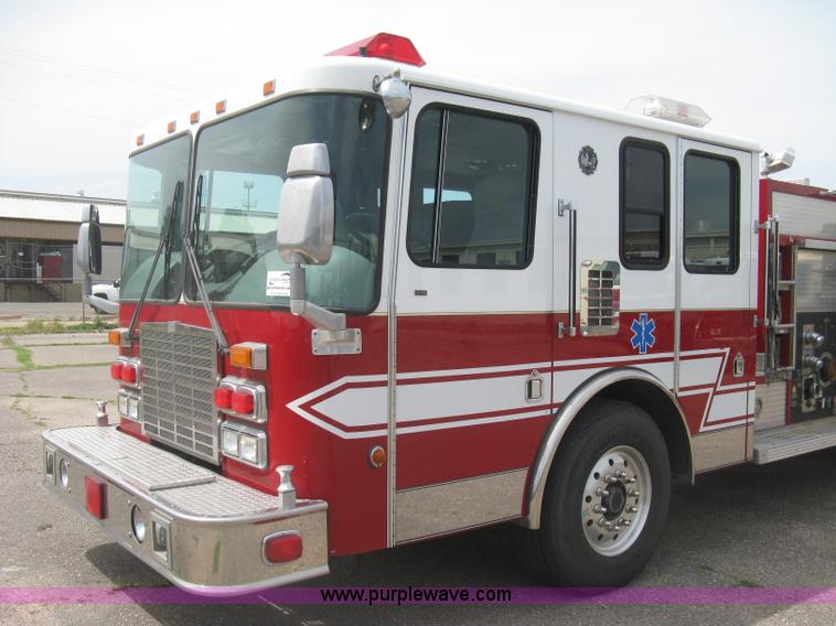 image for item H5460 2000 HME 1871 fire truck