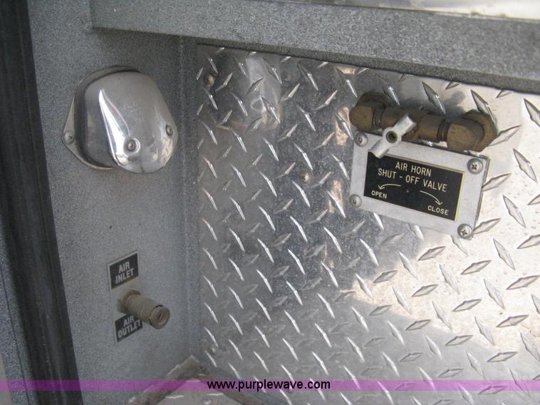 image for item H5460 2000 HME 1871 fire truck