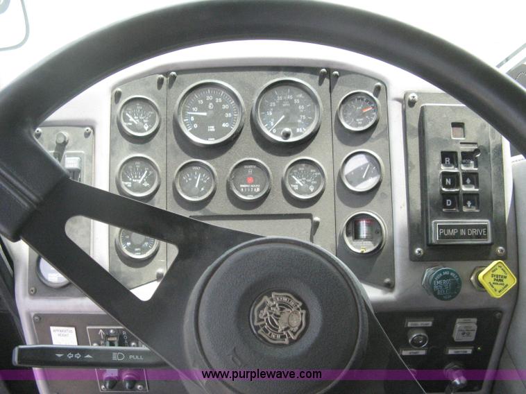 image for item H5460 2000 HME 1871 fire truck