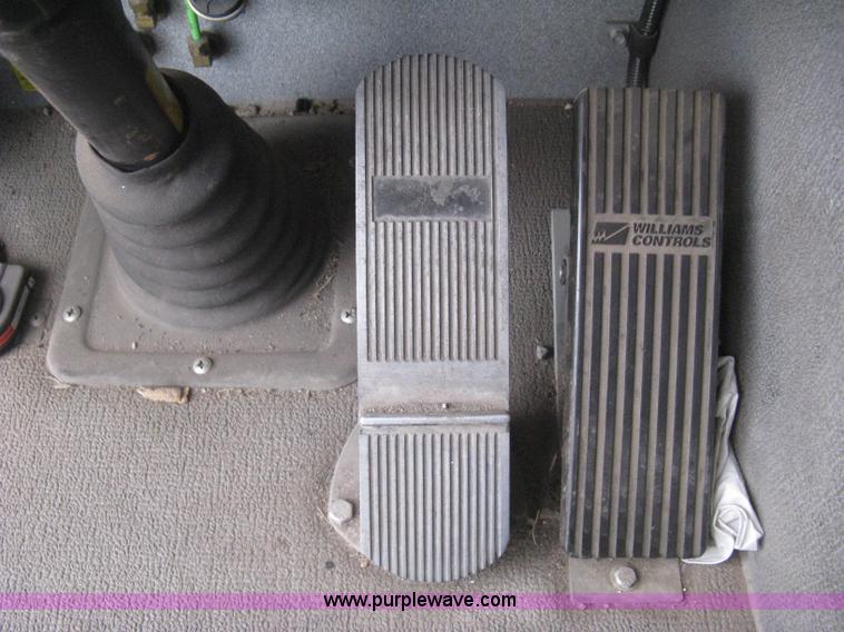 image for item H5460 2000 HME 1871 fire truck