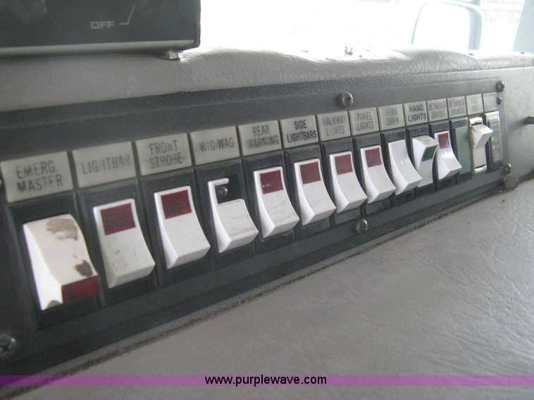 image for item H5460 2000 HME 1871 fire truck