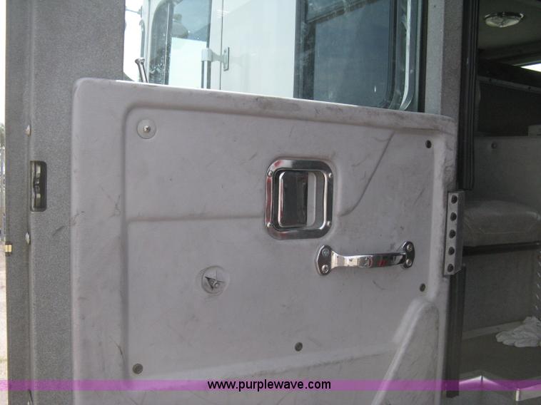 image for item H5460 2000 HME 1871 fire truck