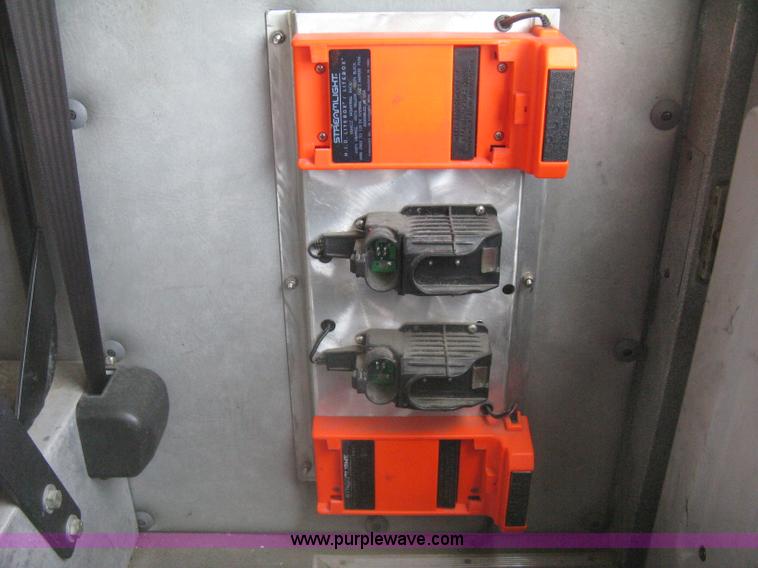 image for item H5460 2000 HME 1871 fire truck