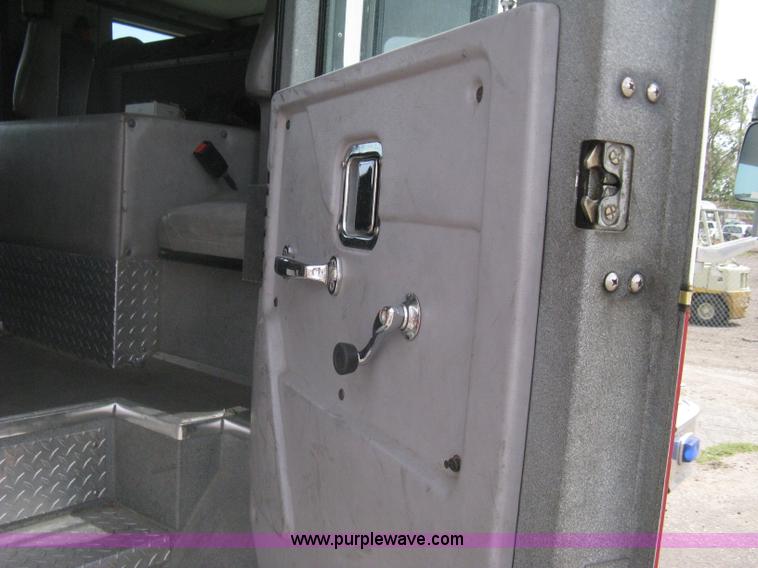 image for item H5460 2000 HME 1871 fire truck