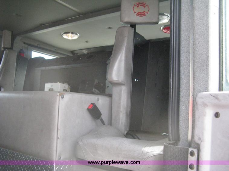 image for item H5460 2000 HME 1871 fire truck