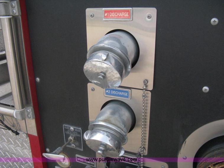 image for item H5460 2000 HME 1871 fire truck