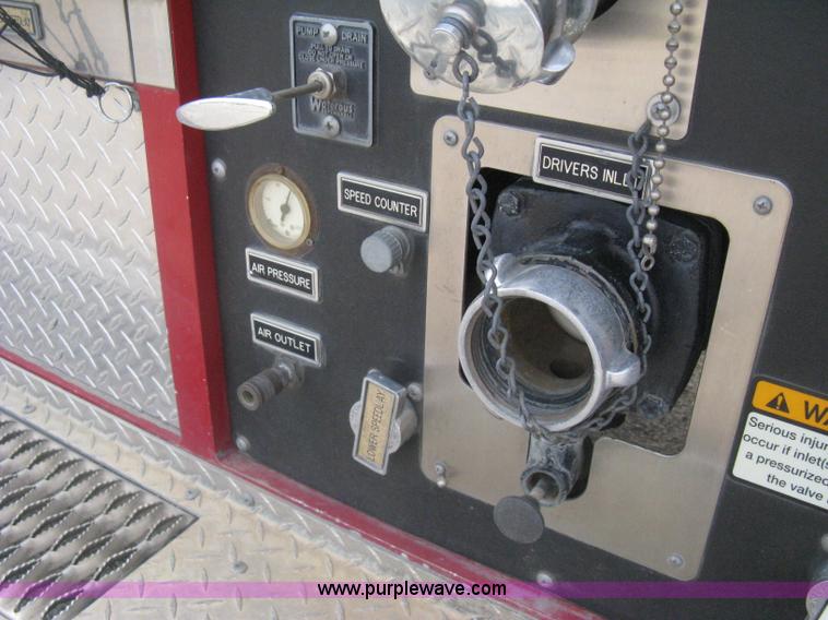 image for item H5460 2000 HME 1871 fire truck