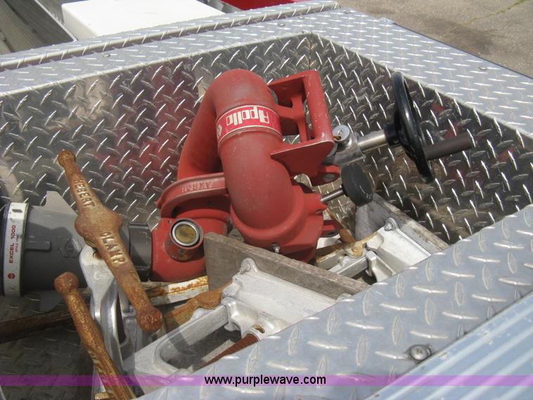 image for item H5460 2000 HME 1871 fire truck