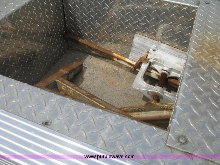 image for item H5460 2000 HME 1871 fire truck