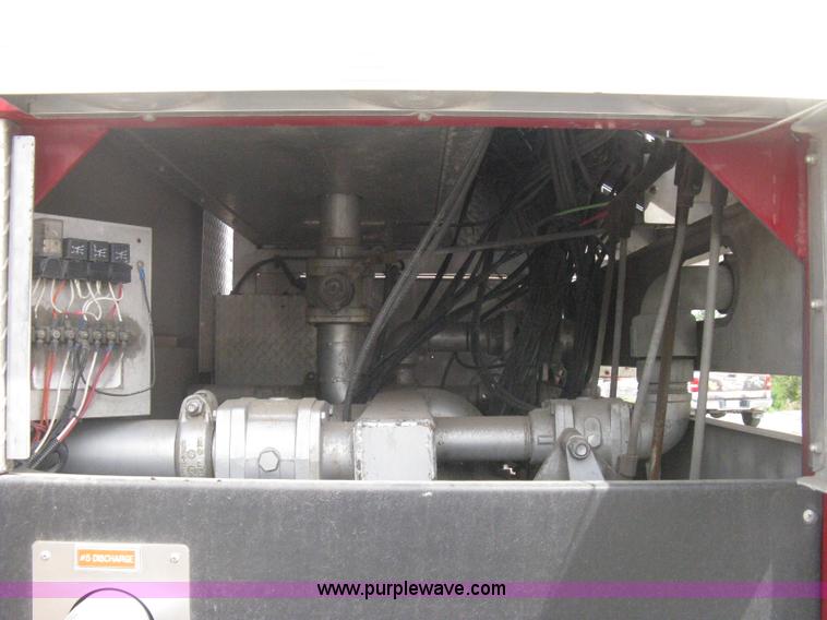 image for item H5460 2000 HME 1871 fire truck