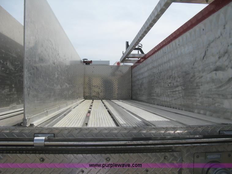 image for item H5460 2000 HME 1871 fire truck