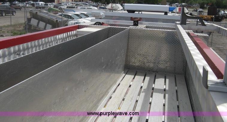 image for item H5460 2000 HME 1871 fire truck