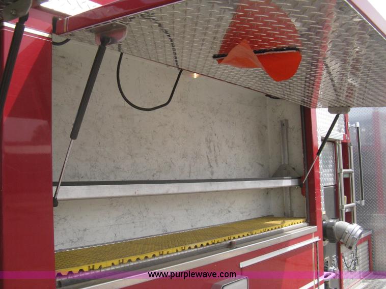 image for item H5460 2000 HME 1871 fire truck