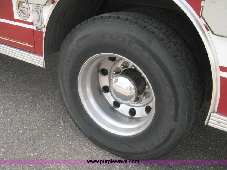 image for item H5460 2000 HME 1871 fire truck