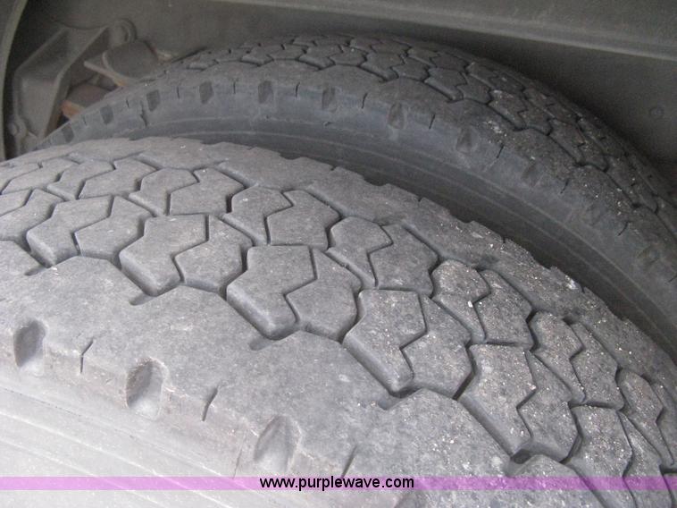 image for item H5460 2000 HME 1871 fire truck