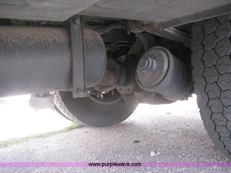 image for item H5460 2000 HME 1871 fire truck