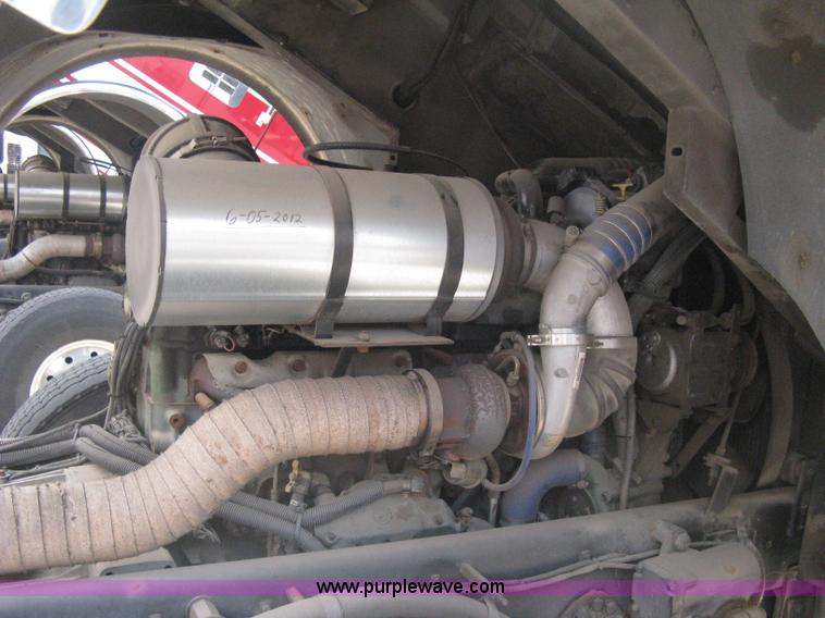 image for item H5460 2000 HME 1871 fire truck