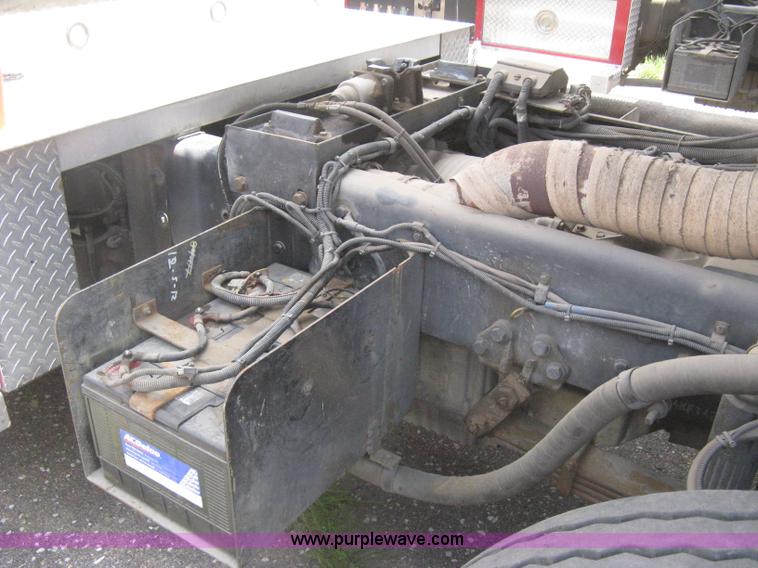 image for item H5460 2000 HME 1871 fire truck